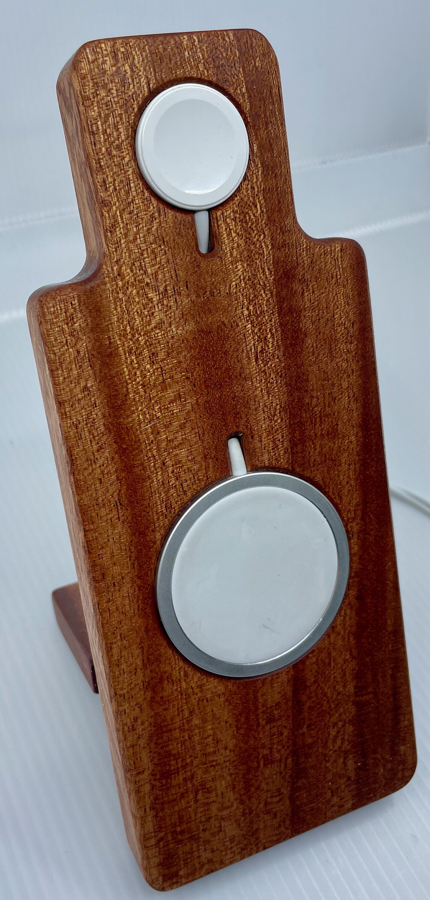 iPhone/Max/Pro/ProMax MagSafe & Apple Watch Hardwood Night Stand