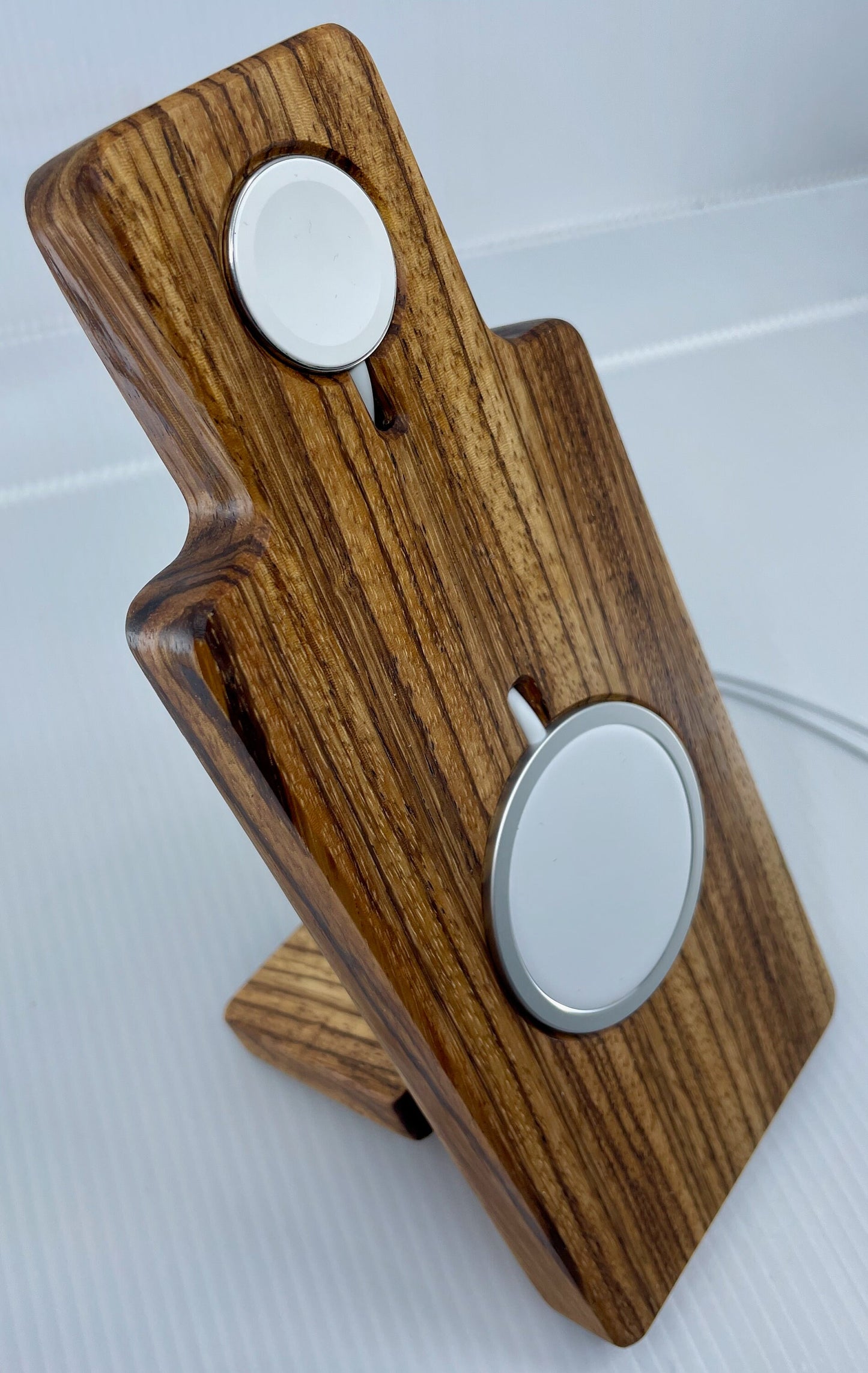 iPhone/Max/Pro/ProMax MagSafe & Apple Watch Hardwood Night Stand